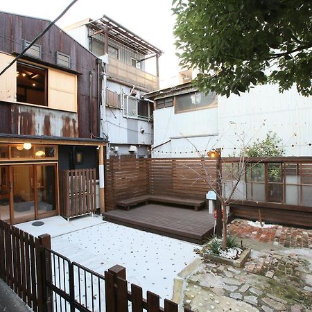 The Wonder At Stay-Machiya Karahori- Осака Екстериор снимка