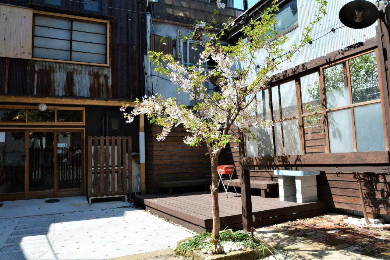 The Wonder At Stay-Machiya Karahori- Осака Екстериор снимка